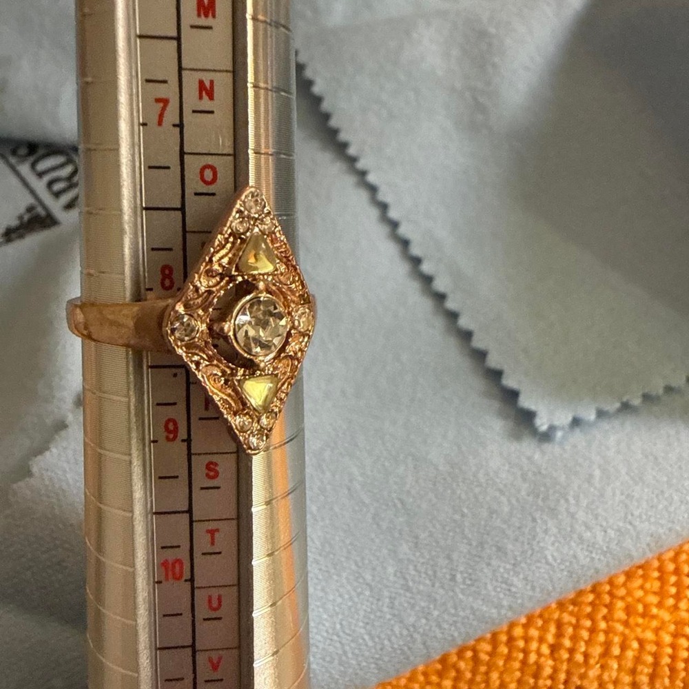 Rose Gold Tone Rhinestone Filigree Diamond Shape Cocktail Ring Size 8.5